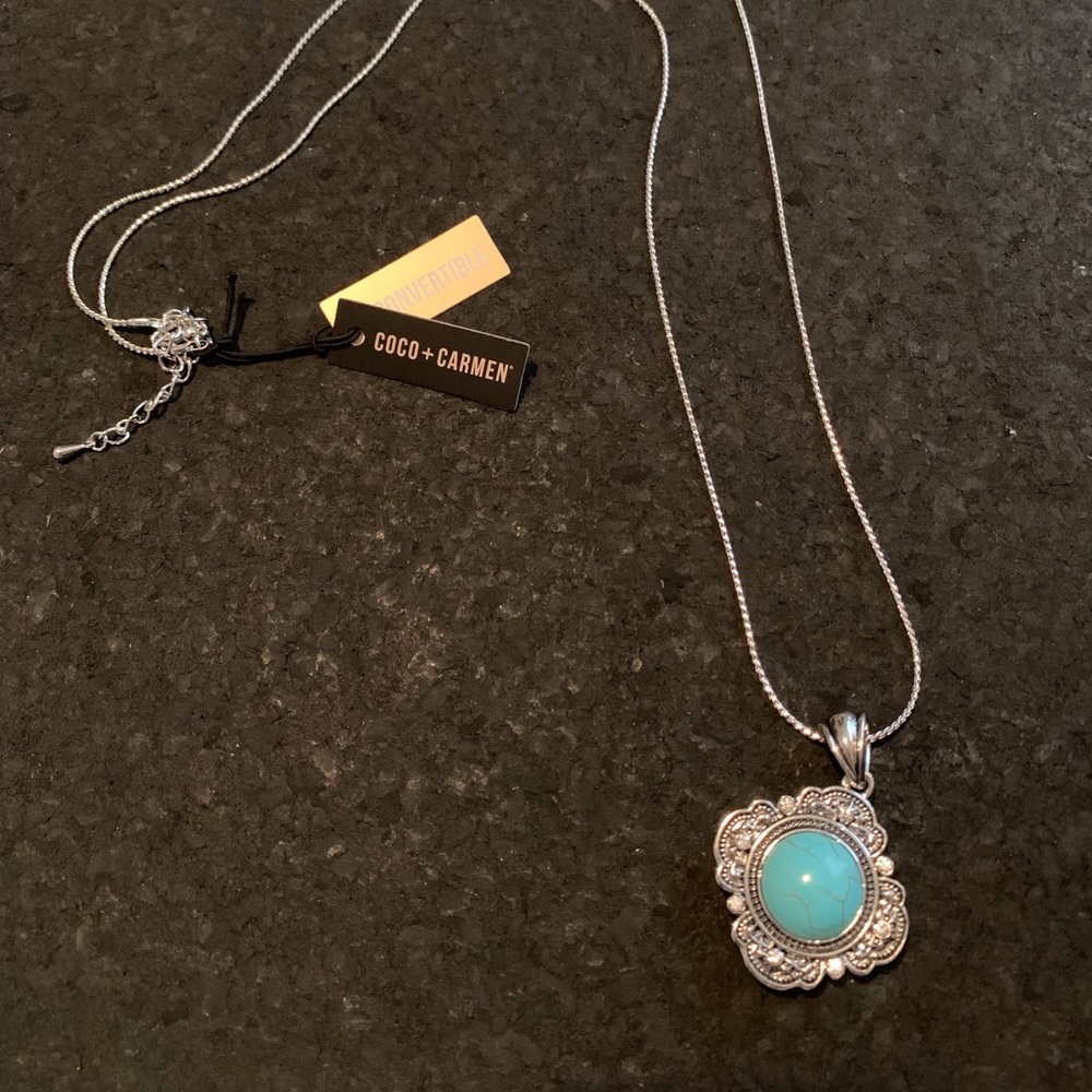 NWT Reversible necklace